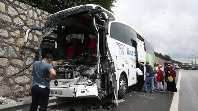 Anadolu Otoyolu'nda zincirleme kaza: 6 yaralı
