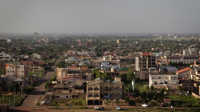 Burkina Faso'da askeri bölge ilan edilen yerler 2 haftada boşaltılacak