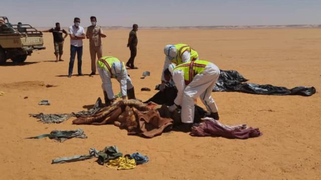 Libya'da 20 düzensiz göçmen çölde susuzluktan hayatını kaybetti