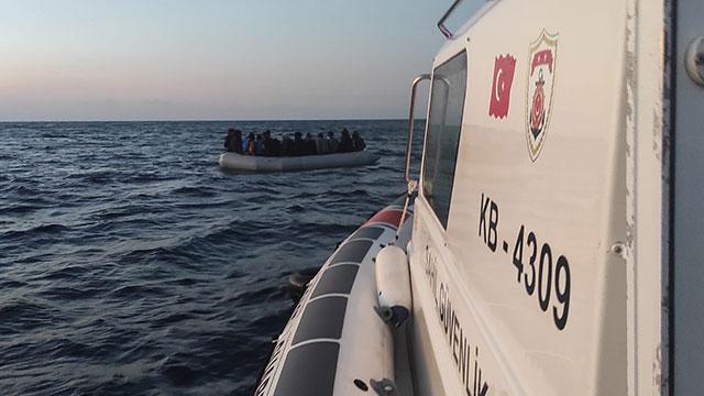 Yunanistan 2 yılda 41 bin 523 düzensiz göçmeni geri itti