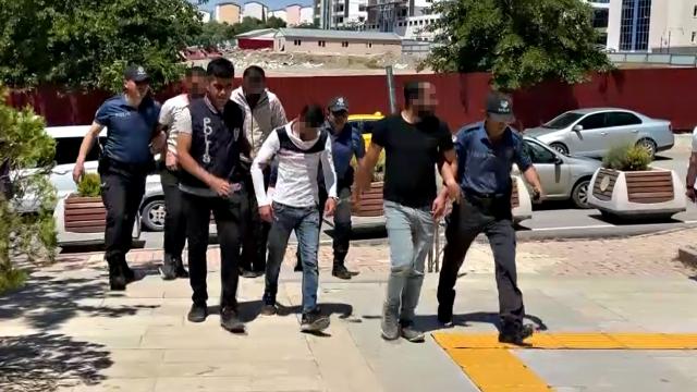 Elazığ'da hırsızlık yaptıkları iddiasıyla 4 şüpheli yakalandı