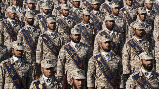İran'da Devrim Muhafızları Ordusu mensubu 2 kişi öldü