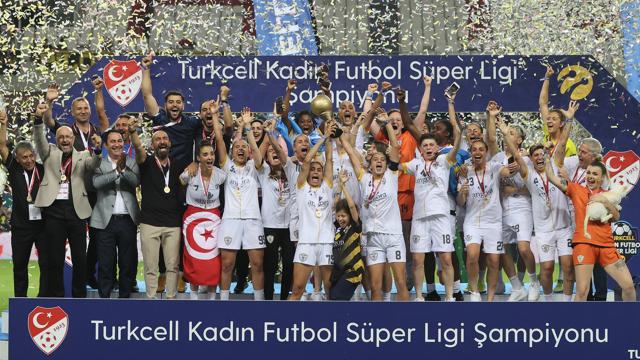 Kadın Futbol Süper Ligi'nde şampiyon ALG Spor