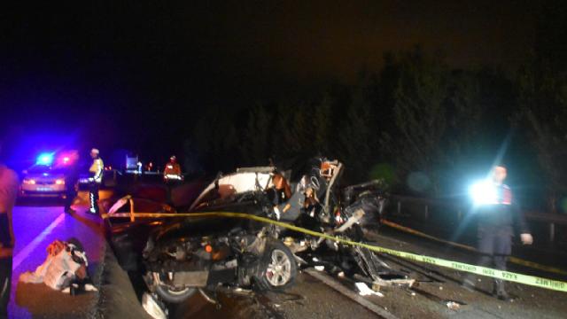 Kastamonu'da otobüs ile otomobil çarpıştı: 2 ölü, 16 yaralı