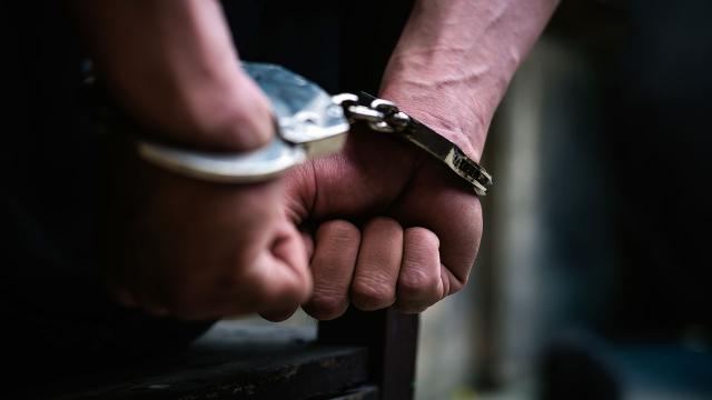 Muş'ta uyuşturucu operasyonunda yakalanan 8 şüpheliden 4'ü tutuklandı