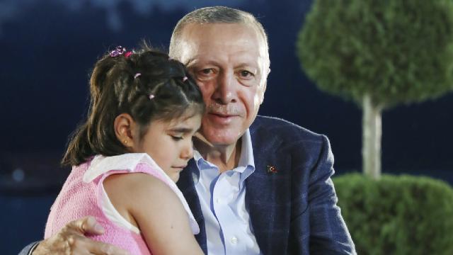 Minik Derin Cumhurbaşkanı Erdoğan'la görüşmesindeki heyecanını anlattı