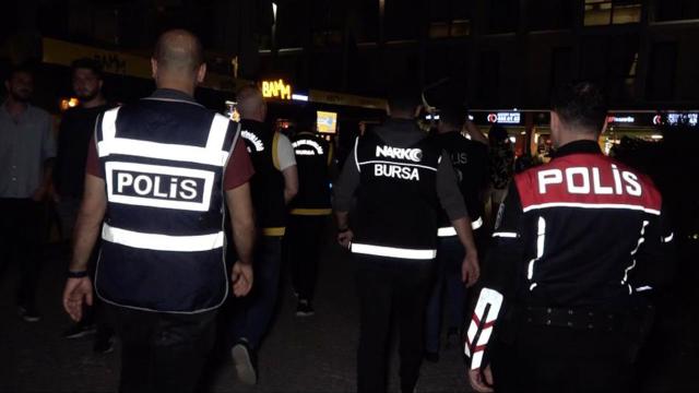 Bursa'da asayiş uygulaması: 8 sürücüye 26 bin 166 lira ceza