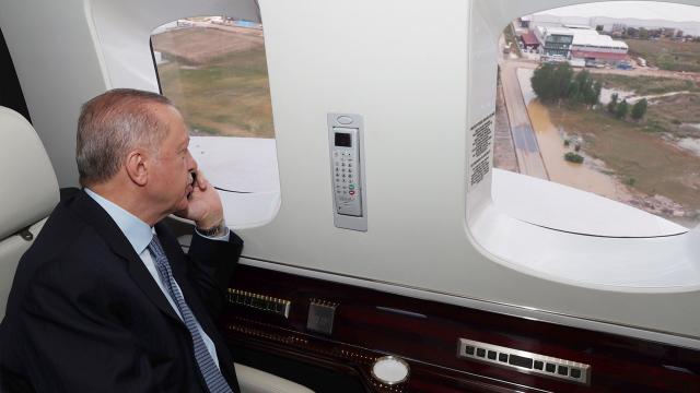 Cumhurbaşkanı Erdoğan, Akyurt'ta havadan incelemelerde bulundu