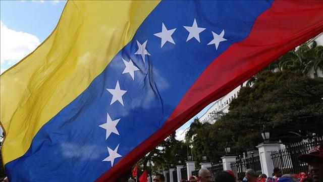 Venezuela'da küçük uçak düştü: 6 ölü