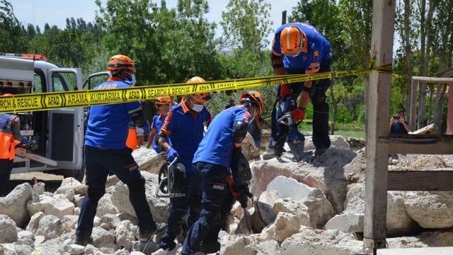 Karaman'da afet ve acil durumlara müdahale tatbikatı düzenlendi