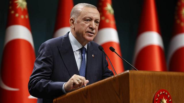Cumhurbaşkanı Erdoğan Trabzonspor'u kutladı
