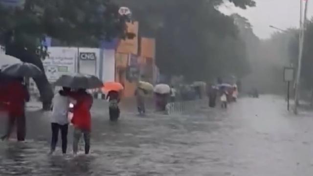Hindistan'da şiddetli yağışlar nedeniyle 7 kişi öldü