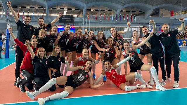 Kadın Voleybol Milli Takımı Akdeniz Oyunları'nda yenilgisiz finalde