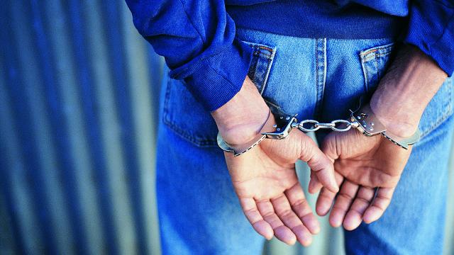 Giresun'da silah kaçakçılığı operasyonunda yakalanan 5 kişi tutuklandı