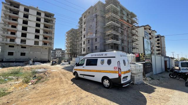 Kilis'te inşaattan düşen işçi ağır yaralandı
