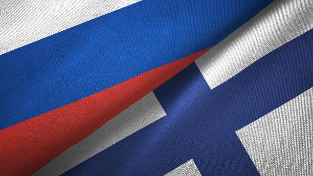 Rusya Finlandiya'yı NATO sınır üssüne karşı uyardı