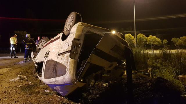 Samsun'da hafif ticari araç takla attı: 2 ölü, 3 yaralı