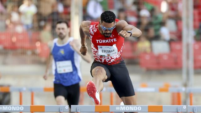 Milli atlet Yasmani Copello Escobar altın madalya kazandı