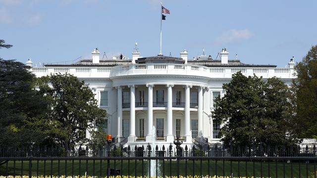 Beyaz Saray yakınlarına yıldırım düştü: 4 yaralı