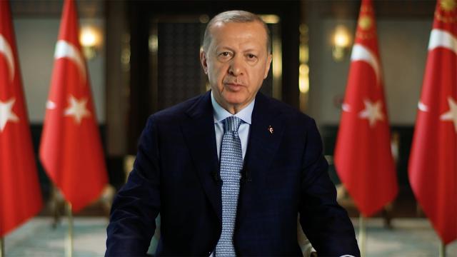 Cumhurbaşkanı Erdoğan'dan "17 Ağustos depremi" paylaşımı