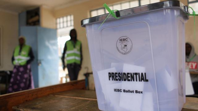Kenya'da halk genel seçimler için sandık başında