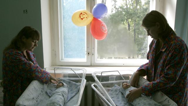 Rusya'da 10 çocuk doğurana 1 milyon ruble ödül