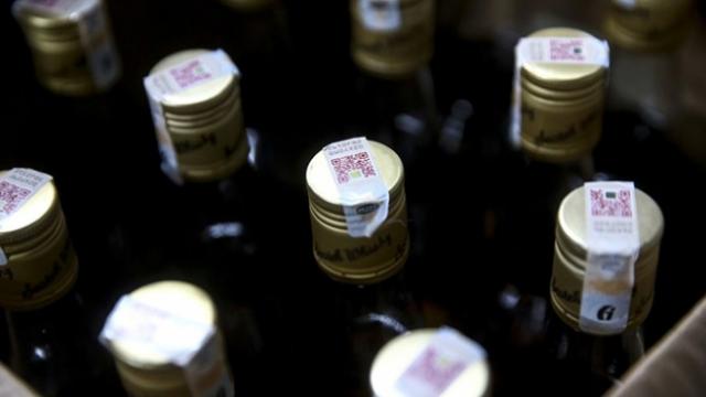 Antalya'da 387 litre sahte içki yakalandı