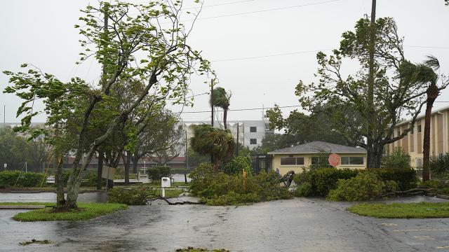 ABD kategori 4 seviyesine ulaşan "Ian Kasırgası" ile boğuşuyor