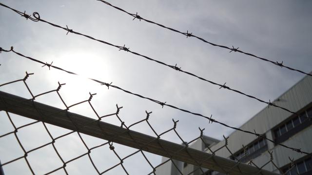 İsrail hapishanelerindeki Filistinli tutuklular açlık grevini durdurdu