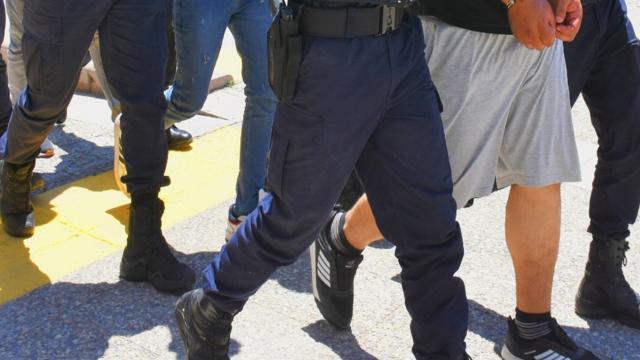 Kayseri'de hırsızlık operasyonlarında 4 zanlı tutuklandı