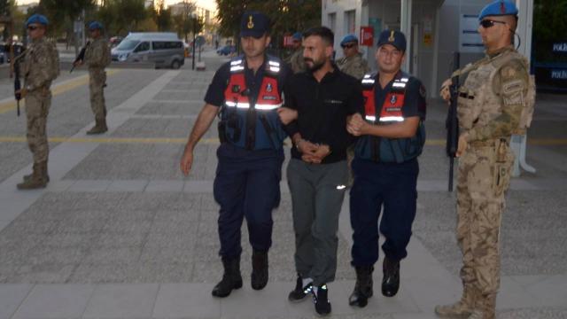 Aksaray'da bir kişinin öldürülmesiyle ilgili yakalanan 5 zanlıdan 4'ü tutuklandı