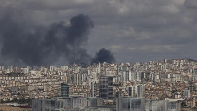 Ankara'da Hurdacılar Sitesi'nde yangın: Müdahale ediliyor