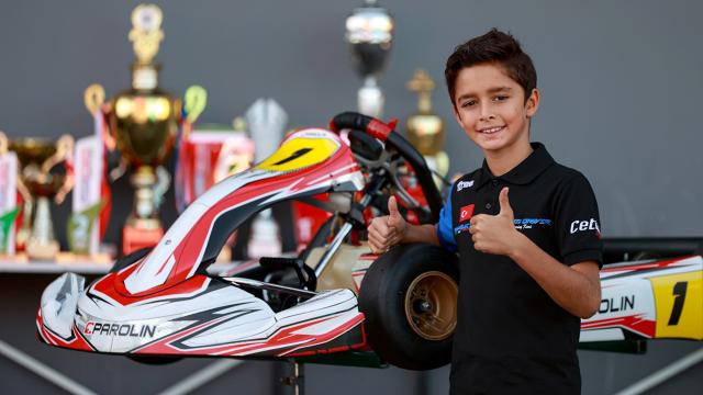 10 yaşında 30 kupa sahibi İskender'in hayali Formula 1