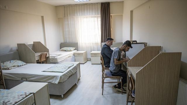 Bakan Kasapoğlu: GSB yurtlarında yerleştirme oranının yüzde 92'ye ulaştı