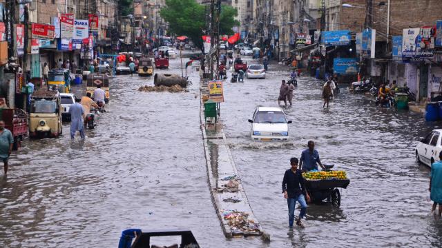 Pakistan'da muson yağmuru kaynaklı afetlerde ölü sayısı 1638'e çıktı