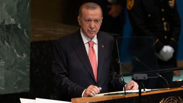 Cumhurbaşkanı Erdoğan bir haftalık diplomasi turunu tamamladı