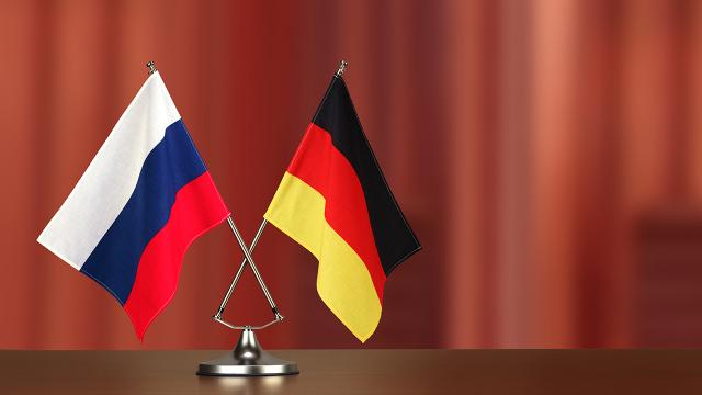 Almanya Rusya'daki seferberlik karşıtı firari askerlere iltica hakkı tanıyacak