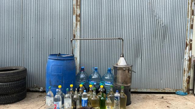 Tekirdağ'da bin 750 litre kaçak içki ele geçirildi