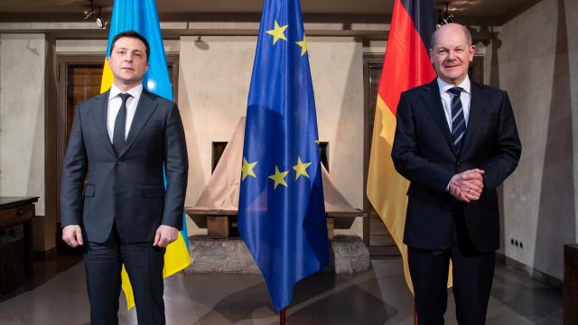 Almanya Başbakanı Scholz, Zelenskiy ile görüştü