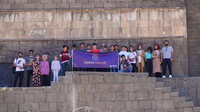 Diyarbakır'da 4 bin 500 öğrenci "Gez-Gör" etkinliklerinden yararlandı