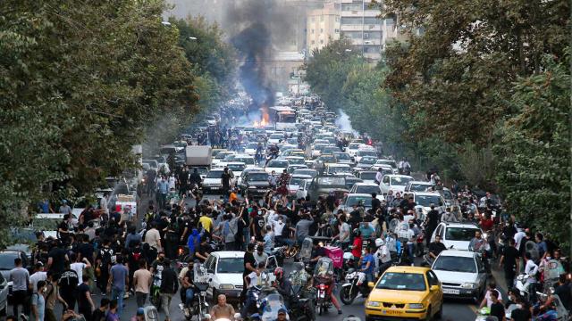 İran'da Mahsa Emini'nin ölümü sonrası başlayan protestolar sürüyor