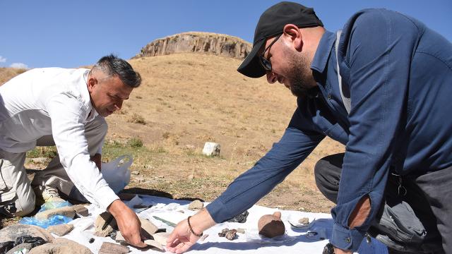 Yüzey araştırmalarında bir ilk: Erzurum'da 5 bin yıllık objeler bulundu