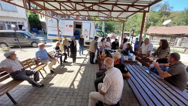 Ordu Altınordu'da vatandaşlara mobil sağlık hizmeti