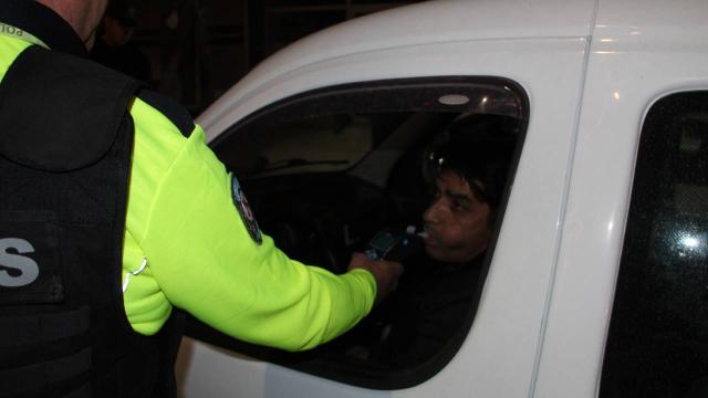 Şırnak’ta trafik ekipleri alkol uygulaması yaptı