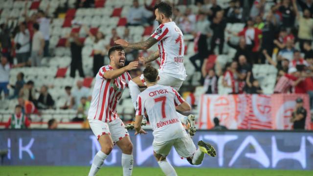 Antalyaspor ligde yükselişe geçti