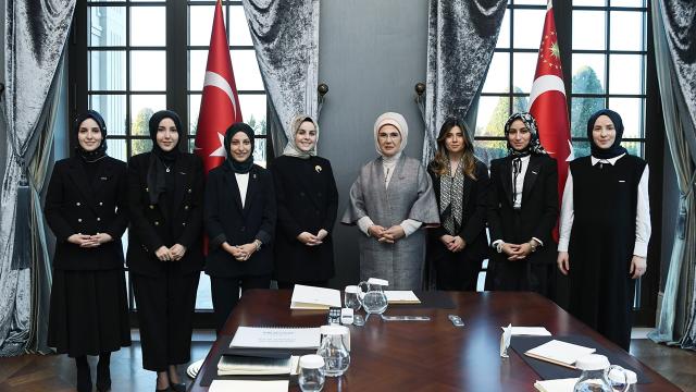 Emine Erdoğan, MÜSİAD Kadın Komitesi üyeleriyle görüştü