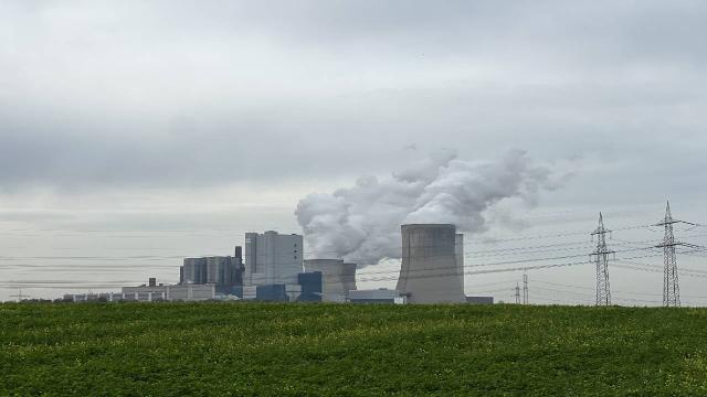 Almanya fosil yakıtlı kömür santrallerini 2030 yılında kapatmayı planlıyor