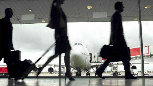 Heathrow Havalimanı çalışanları Dünya Kupası öncesinde greve gidecek