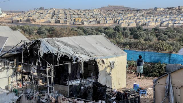 Esed rejiminden İdlib'de çadır kampa saldırı: 6 ölü, 75 yaralı