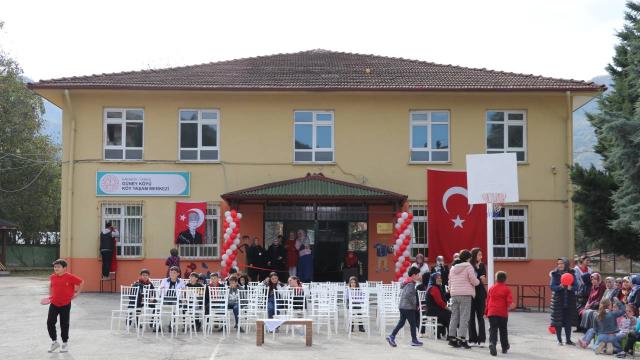 Karabük'te Köy Yaşam Merkezi açıldı